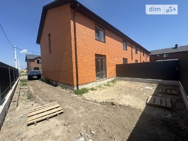 Продаж 2 поверхового таунхауса з ділянкою на 1.7 сотки, 90 кв. м, 3 кімнати, на пров. Весняний • ID 34446078