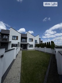 Продаж 2 поверхового таунхауса з ділянкою на 2.5 сотки, 164.8 кв. м, 3 кімнати, на вул. Північна • ID 34430810