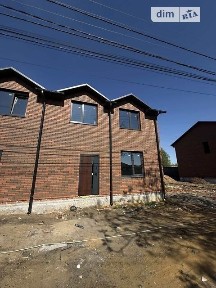 Продаж 2 поверхового таунхауса з ділянкою на 2 сотки, 82 кв. м, 3 кімнати, на вул. Левка Симиренка 3 • ID 34380355