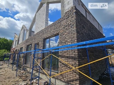 Продаж 2 поверхового таунхауса з ділянкою на 1.4 сотки, 80 кв. м, 2 кімнати, на вул. Шкільна • ID 34373783
