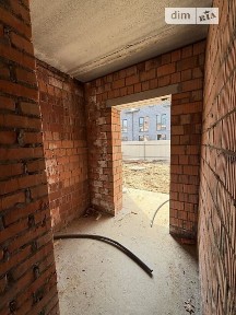 Продаж 3 поверхового таунхауса з ділянкою на 1.02 сотки, 100 кв. м, 4 кімнати, на вул. Українська 57А • ID 34366943
