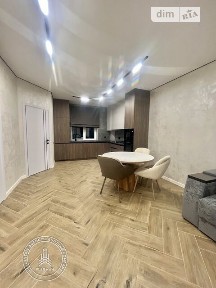 Продаж 2 поверхового таунхауса з ділянкою на 1 сотку, 75 кв. м, 2 кімнати, на вул. Зелена • ID 34361446