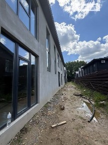 Продаж 2 поверхового таунхауса з ділянкою на 1 сотку, 92 кв. м, 3 кімнати, на вул. Приозерна • ID 34326824