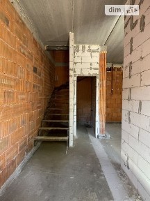 Продаж 2 поверхового таунхауса з ділянкою на 1 сотку, 96 кв. м, 3 кімнати, на вул. Квітнева • ID 34319295