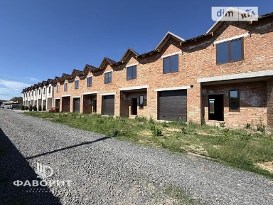 Продаж 2 поверхового таунхауса з ділянкою на 1.8 сотки, 160 кв. м, 3 кімнати, на вул. Горіхова • ID 34307429