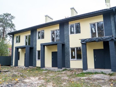 Продаж 2 поверхового таунхауса з ділянкою на 2 сотки, 106 кв. м, 4 кімнати, на вул. Київська • ID 34306512