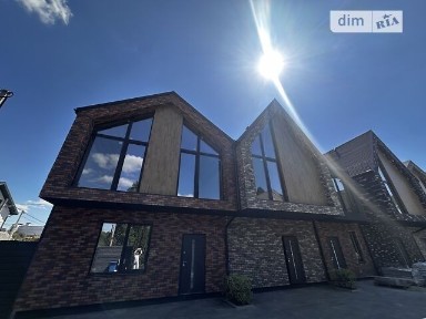 Продаж 2 поверхового таунхауса 90 кв. м, 2 кімнати, на вул. Вериківського 1 • ID 34269248