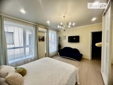 Вишнева вулиця, Буча, вул. Вишнева 16 • ID 34267144