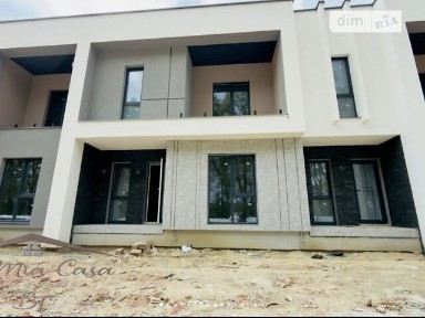 Продаж 2 поверхового таунхауса з ділянкою на 2 сотки, 110 кв. м, 3 кімнати, на вул. Міжнародна • ID 34257923