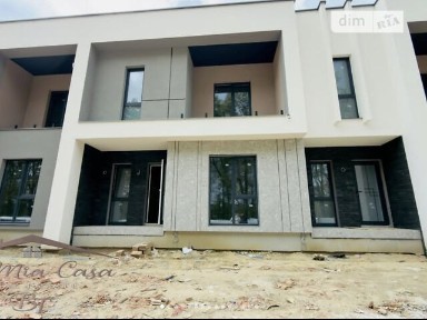Продаж 2 поверхового таунхауса з ділянкою на 2 сотки, 110 кв. м, 3 кімнати, на вул. Міжнародна • ID 34257923