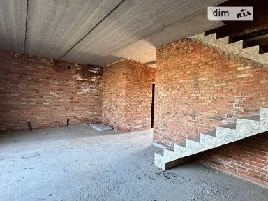 Продаж 2 поверхового таунхауса з ділянкою на 2 сотки, 155 кв. м, 4 кімнати, на вулиця Кар'єрна • ID 34256500