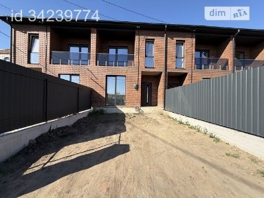 Продаж 2 поверхового таунхауса з ділянкою на 2 сотки, 120 кв. м, 3 кімнати, на вул. Калинова • ID 34239774