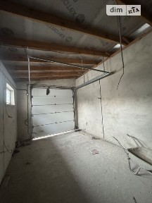 Продаж 3 поверхового таунхауса з ділянкою на 2 сотки, 160 кв. м, 3 кімнати, на вул. Комерційна 21 • ID 34168480