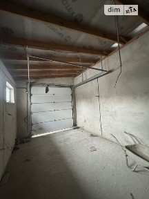 Комерційна вулиця, Байківці, вул. Комерційна 21 34168480