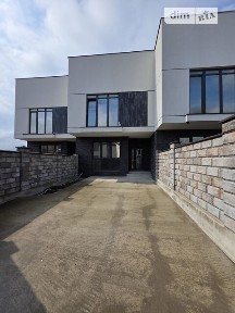 Продаж 2 поверхового таунхауса з ділянкою на 2.2 сотки, 126.9 кв. м, 4 кімнати, на вул. Сергія Голубєва 4А • ID 34120560
