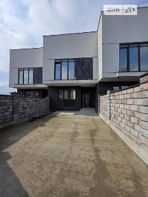 Продаж 2 поверхового таунхауса з ділянкою на 2.2 сотки, 126.9 кв. м, 4 кімнати, на вул. Сергія Голубєва 4А • ID 34120560
