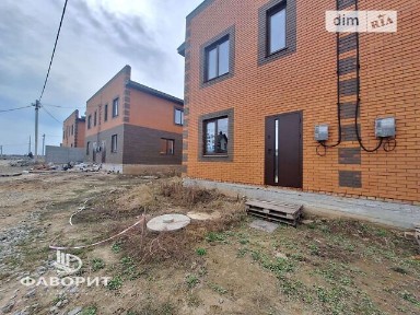 Продаж 2 поверхового таунхауса з ділянкою на 1.1 сотки, 75 кв. м, 2 кімнати, на пров. Світлий 6 • ID 34114482