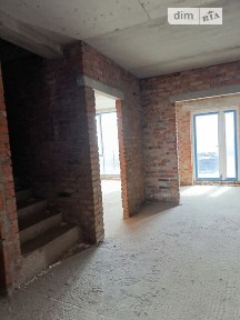 Продаж 3 поверхового таунхауса з ділянкою на 4 сотки, 180 кв. м, 4 кімнати, на вул. Лесі Українки 79 • ID 34107007