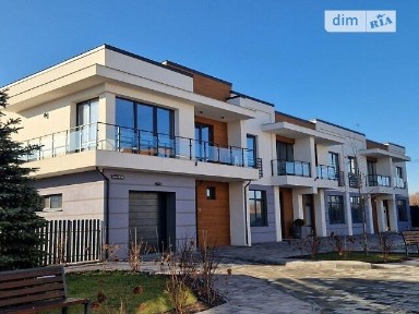 Продаж 2 поверхового таунхауса з ділянкою на 1 сотку, 119 кв. м, 4 кімнати, на вул. Прийми 8 • ID 34099241