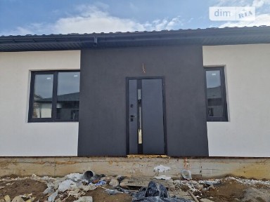 Продаж 1 поверхового таунхауса з ділянкою на 1 сотку, 70 кв. м, 2 кімнати • ID 34091059