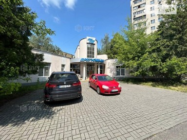 Здається спеціальне приміщення на просп. Леся Курбаса 3Г, площа 589 кв. м • ID 33882937