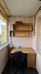 Київ, Деснянський, вулиця Радунська 3