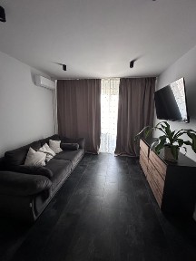 Київ, Деснянський, вулиця Олександри Екстер 16-В