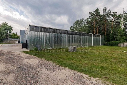 Продаж складсько-виробничого комплексу у Вишгороді, є електрика, можна підвезти газ