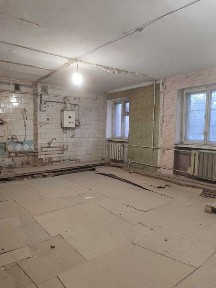 Продам фасадну 2-к квартиру на Черемхах на Ген. Петрова (3-046-084 ОФ)