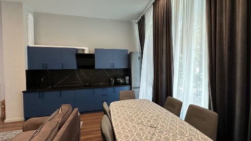 2-комн с патио двориком. Ремонт, мебель