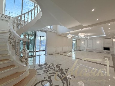 Продаж будинку площею 418,6 м² з виходом до води на ділянці 50 соток у КМ Dream Village, с. Лебедівка
