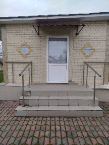 Продам будинок / торгово розважальне приміщення !