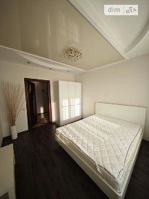 Медова вулиця, район Центр, Тернопіль, вул. Медова 6 • ID 34612735