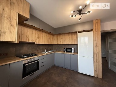 Довготривала оренда 2к квартири на вул. Громницького 4 • ID 34608627