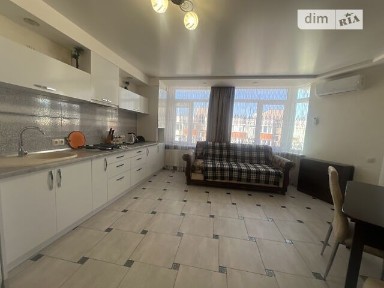 Київська вулиця, район Північний, Тернопіль, вул. Київська 8А • ID 34585479