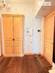 Тараса Шевченка провулок, мікрорайон Старий Київ, район Шевченківський, Київ, метро Майдан Незалежності, пров. Тараса Шевченка 13/21 • ID 34583956