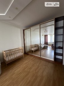 Тополина вулиця, район Київський, Одеса, вул. Тополина 30/1 • ID 34582062