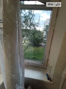 вулиця Космонавта Поповича, мікрорайон Лісовий Масив, район Деснянський, Київ, метро Лісова, вул. Космонавта Поповича 24 • ID 34547732