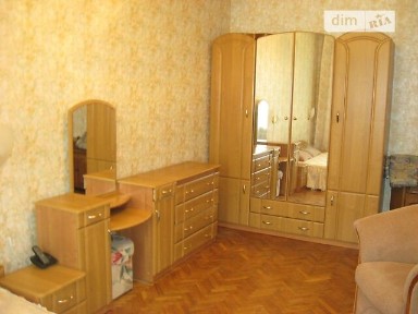 бульвар Миколи Міхновського, мікрорайон Чорна Гора, район Печерський, Київ, метро Либідська, бул. Миколи Міхновського 10 • ID 34531297