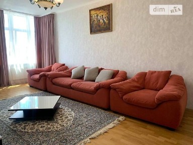 Солом'янська вулиця, район Солом'янський, Київ, метро Вокзальна, вул. Солом'янська 15А • ID 34529175