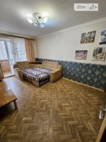 Хмельницького Богдана бульвар, мікрорайон Левада, район Подільський, Полтава, бул. Хмельницького Богдана 5/1 • ID 34528060