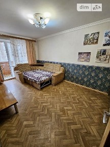 Хмельницького Богдана бульвар, мікрорайон Левада, район Подільський, Полтава, бул. Хмельницького Богдана 5/1 • ID 34528060