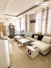 Довготривала оренда 3к квартири на вул. Софіївська 12 • ID 34519904
