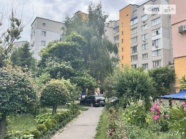 Академіка Ющенка вулиця, мікрорайон Поділля, район Ленінський, Вінниця, вул. Академіка Ющенка 8 • ID 34471546