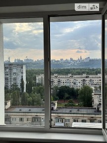 бульвар Ігоря Шамо, Київ, бул. Ігоря Шамо 10 • ID 34421945