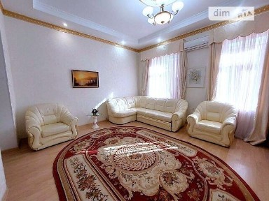 Довготривала оренда 4к квартири на вул. Софіївська 11 • ID 34411318