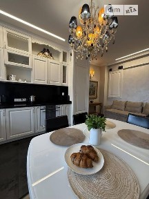 Довготривала оренда 2к квартири на вул. Богдана Хмельницького 58А • ID 34306421