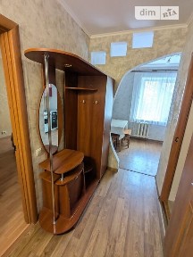 Коновальця Євгена вулиця, район Північний, Рівне, вул. Коновальця Євгена 7 • ID 34261964