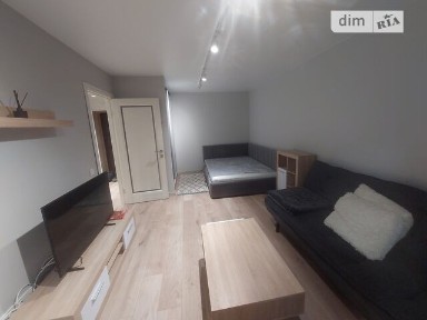 бульвар Миколи Міхновського, мікрорайон Чорна Гора, район Печерський, Київ, метро Либідська, бул. Миколи Міхновського 10А • ID 34202068