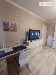 проспект Любомира Гузара, мікрорайон Відрадний, район Солом'янський, Київ, просп. Любомира Гузара 9А • ID 34200322